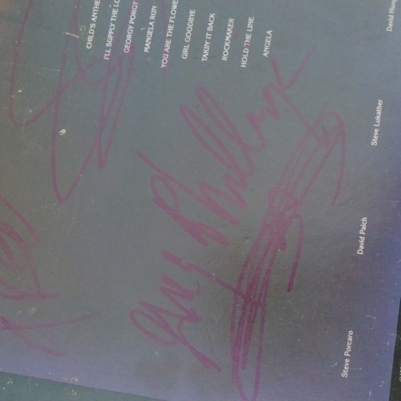 Toto Autographed Record - Picture 2 of 3